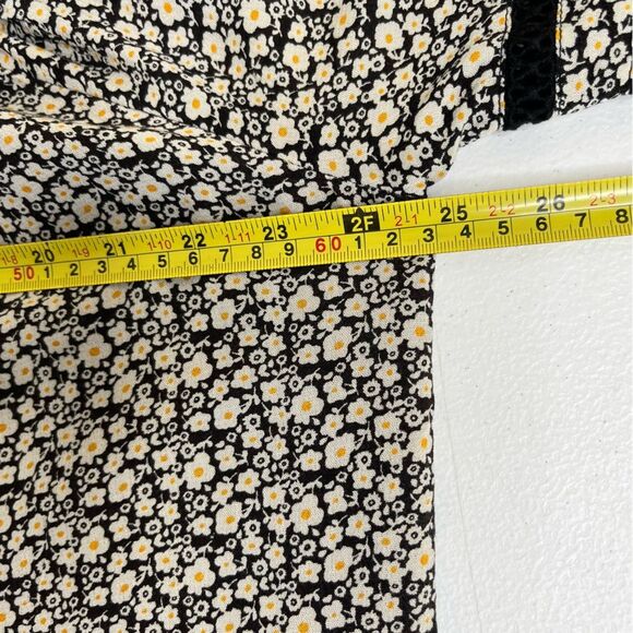 Natural Life Phoebe Ditsy Floral Bell Sleeve Lace Trim Boho Shift Dress Women M - Picture 10 of 12